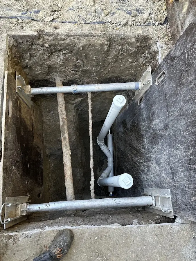 Experienced plumber completing Gas Line Repair work in San Benito